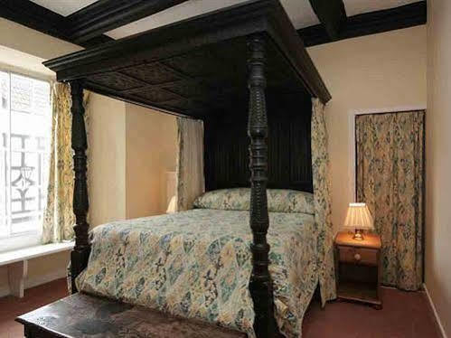 The Ancient Gatehouse & Rugantino Restaurant Hotell Wells Eksteriør bilde